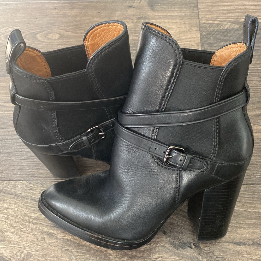 COACH Jackson Boots - Picture 5 of 9